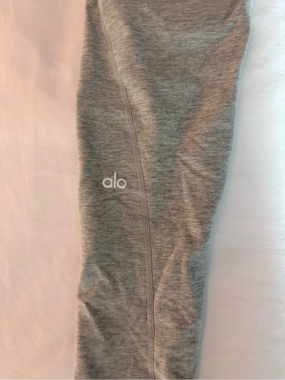 ALO Yoga Leggings and Sports Bra Set